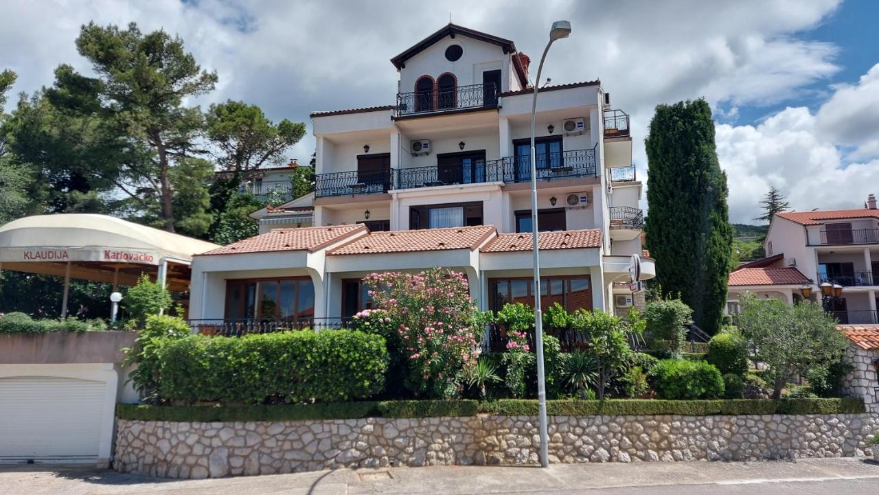 Bed and Breakfast Pansion Klaudija Цриквеница Экстерьер фото