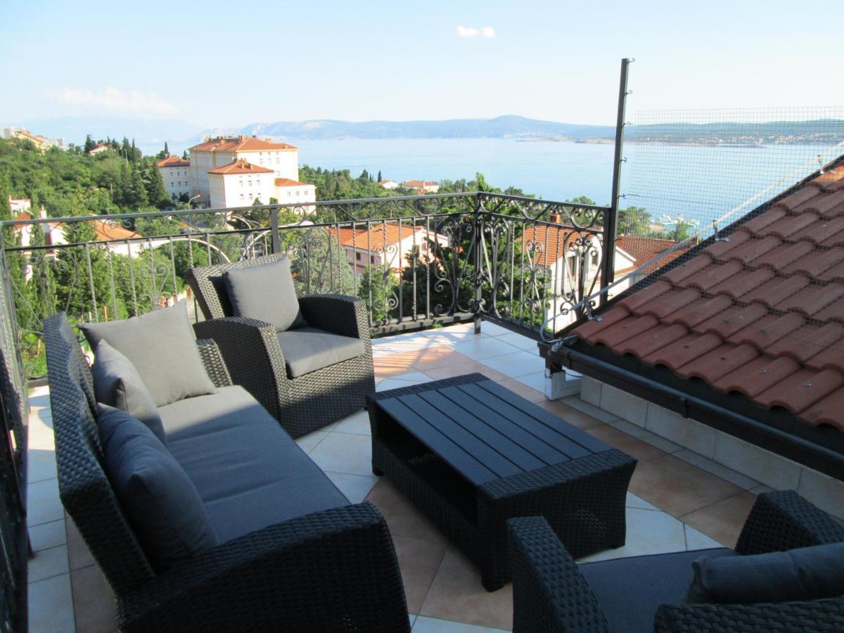 Bed and Breakfast Pansion Klaudija Цриквеница Экстерьер фото