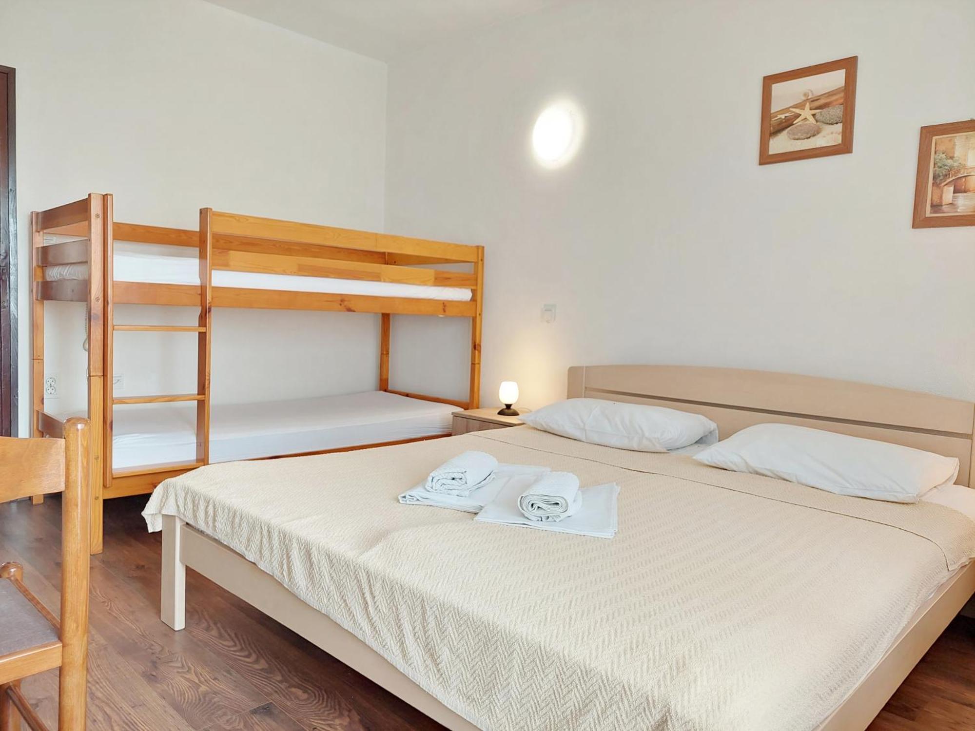 Bed and Breakfast Pansion Klaudija Цриквеница Номер фото