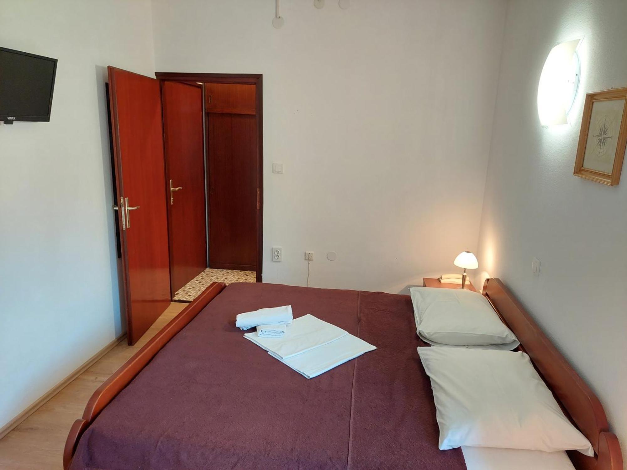 Bed and Breakfast Pansion Klaudija Цриквеница Номер фото