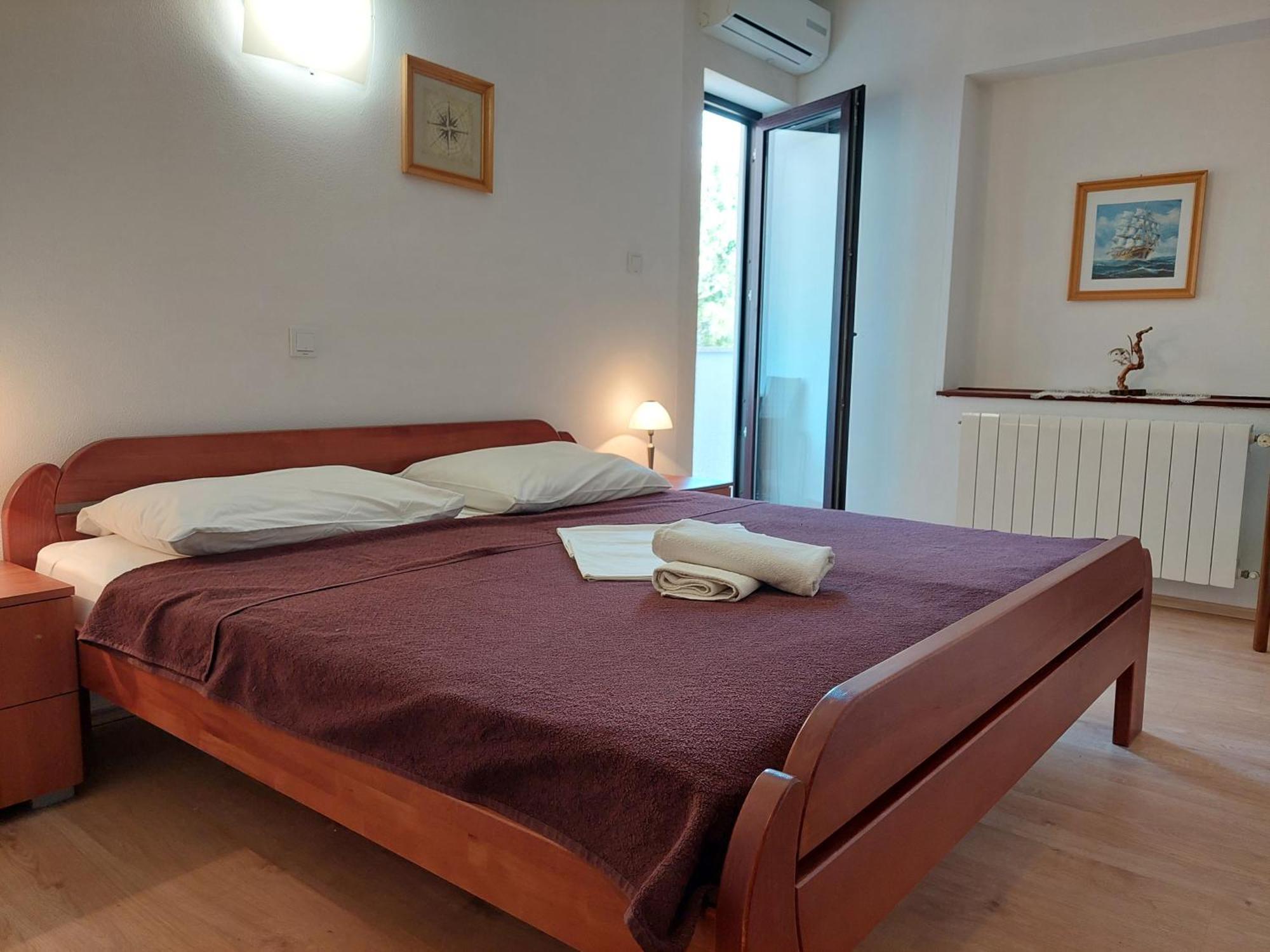 Bed and Breakfast Pansion Klaudija Цриквеница Номер фото