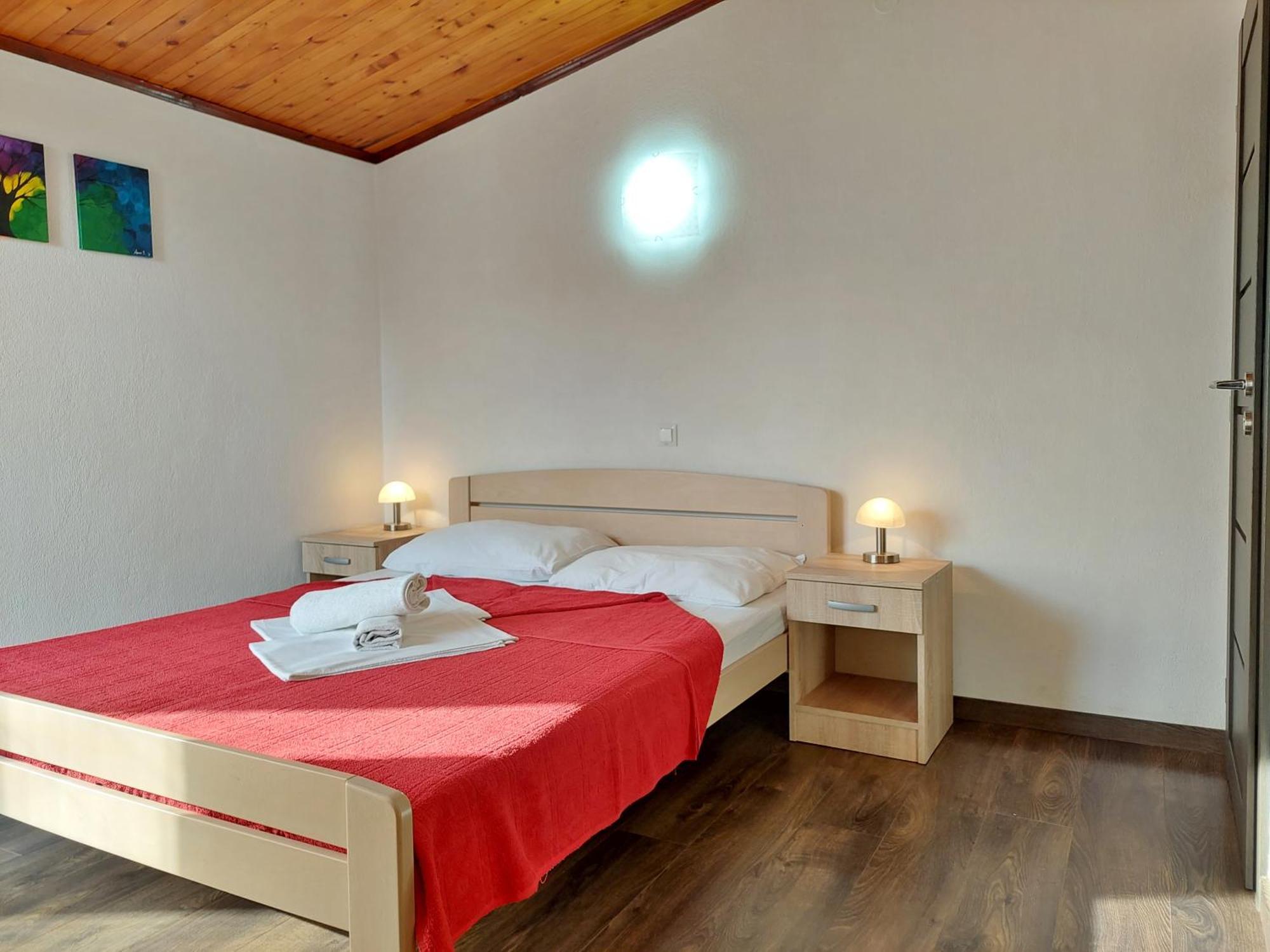 Bed and Breakfast Pansion Klaudija Цриквеница Номер фото